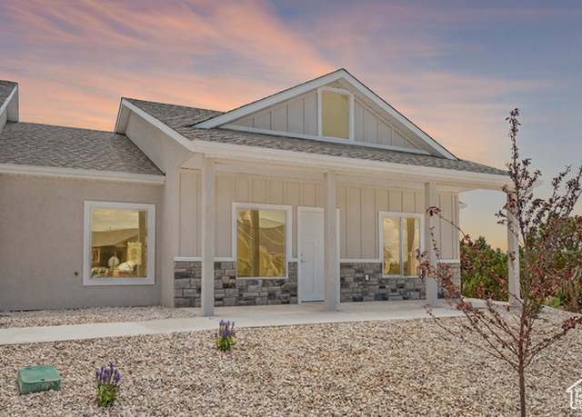Property at 1152 E Smokey Trail Way, Cedar City, UT 84721, 4 beds, 2 baths