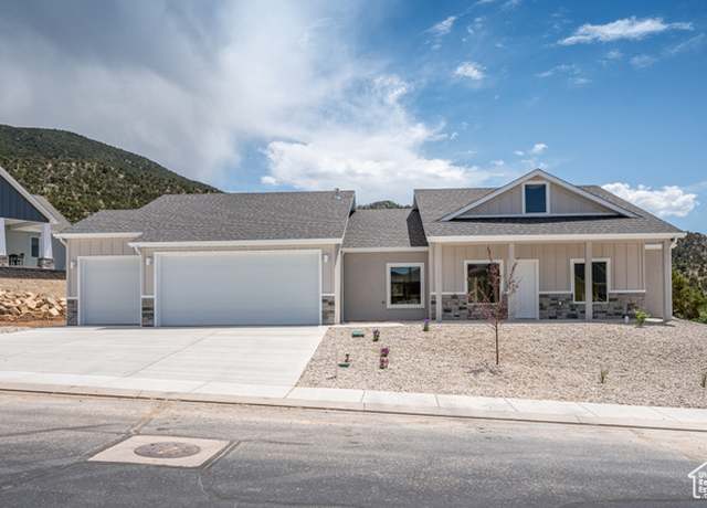 Property at 1152 E Smokey Trail Way, Cedar City, UT 84721, 4 beds, 2 baths