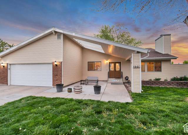 Property at 239 Country Club Dr, Stansbury Park, UT 84074, 5 beds, 3 baths