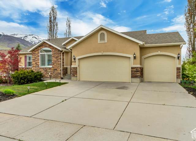 Property at 2044 E Redtail Way, Layton, UT 84040, 5 beds, 3 baths
