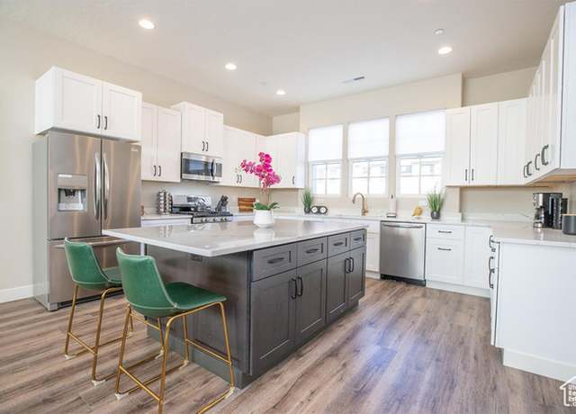 Property at 4307 W Canterbury Rd, Hurricane, UT 84737, 6 beds, 7 baths