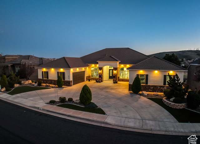 Property at 836 E St. James Ln, St. George, UT 84790, 6 beds, 4 baths
