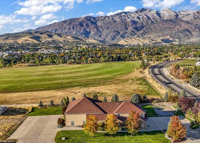 Property at 702 S Alpine Hwy, Alpine, UT 84004, 5 beds, 3 baths
