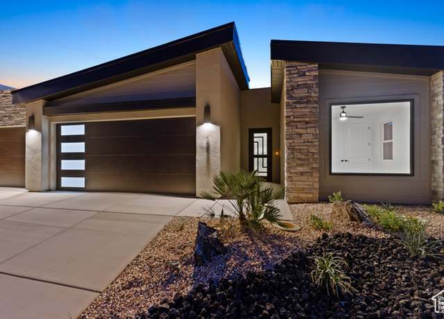 Property at 580 S 1800 W #16, Hurricane, UT 84737, 4 beds, 2.5 baths