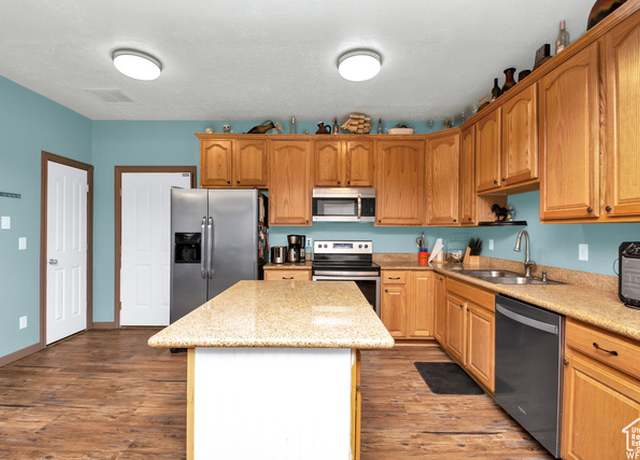 Property at 855 W 350 N, Tremonton, UT 84337, 3 beds, 2.5 baths