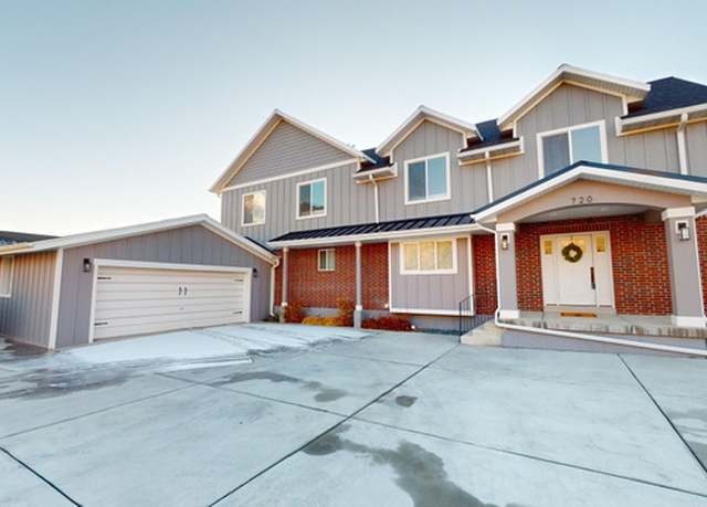 Property at 720 E 1200 N, Mapleton, UT 84664, 8 beds, 4.5 baths