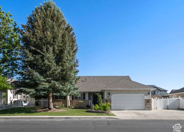 Property at 1343 W 870 N, Pleasant Grove, UT 84062, 4 beds, 2 baths