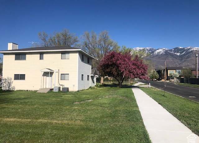 Property at 685 E 12000 S, Draper, UT 84020, 6 beds, 3 baths
