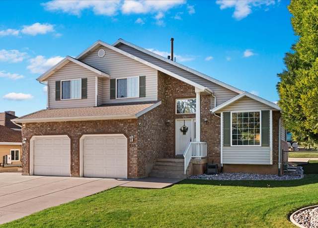 Property at 965 E 3400 N, Layton, UT 84040, 5 beds, 3.5 baths