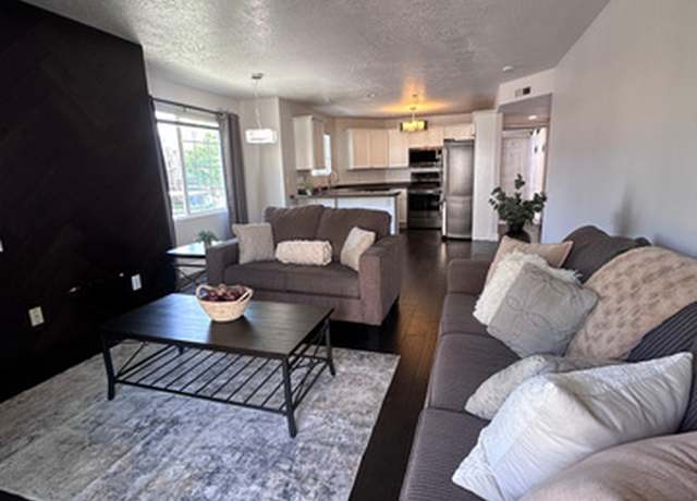 Property at 196 E Spencer Peak Way E Unit D6, Draper, UT 84020, 3 beds, 2 baths