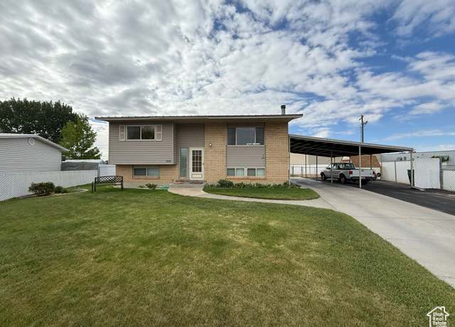 Property at 1255 W 200 S, Vernal, UT 84078, 4 beds, 2 baths