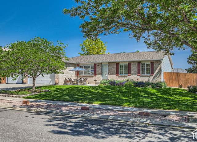 Property at 2638 W Cambridge Cross Cir, Riverton, UT 84065, 5 beds, 2 baths