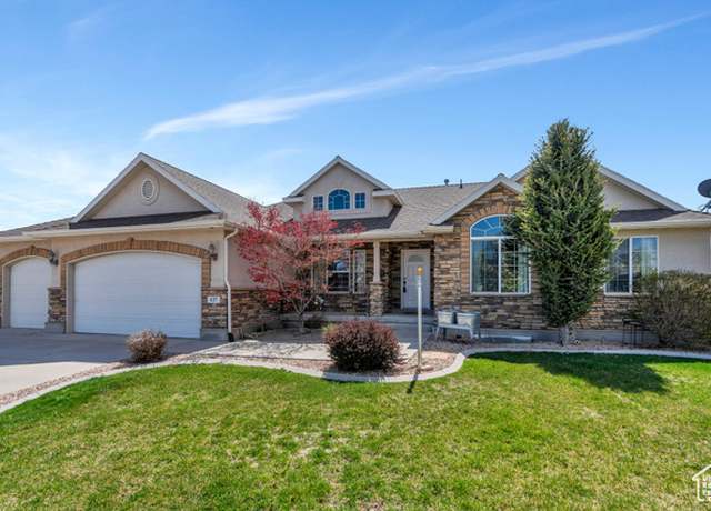 Property at 637 Little Rock Dr, Santaquin, UT 84655, 6 beds, 3.5 baths