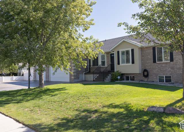 Property at 11791 S 1450 RES W, Riverton, UT 84065, 5 beds, 3.5 baths