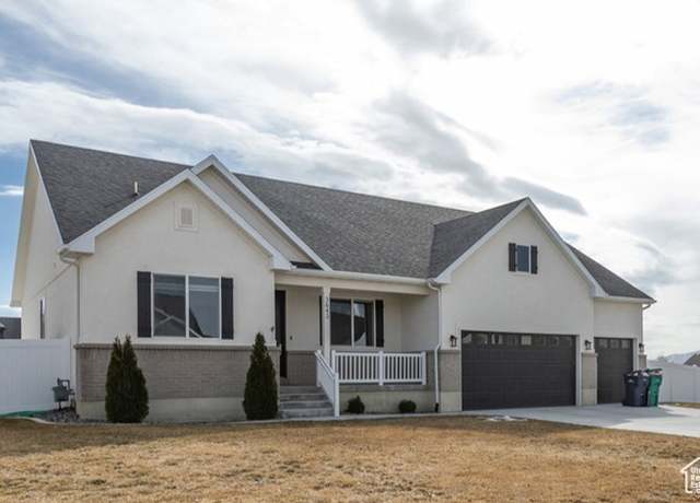 Property at 3643 W 650 N, Layton, UT 84041, 5 beds, 3.5 baths