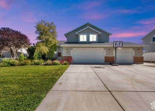 Property at 1233 W 12500 S, Riverton, UT 84065, 4 beds, 3.5 baths