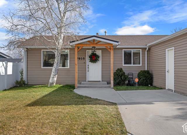 Property at 7935 S 2800 W, West Jordan, UT 84088, 3 beds, 1 bath