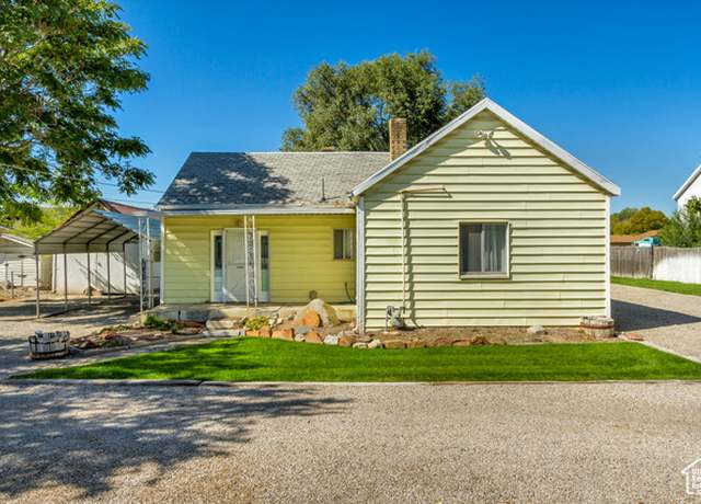 Property at 8686 S 1300 W, West Jordan, UT 84088, 2 beds, 1.5 baths