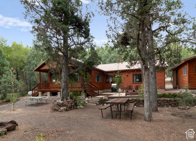 Property at 1372 S Cottonwood Ln, Hatch, UT 84735, 3 beds, 2 baths