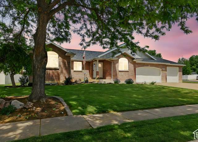 Property at 774 W 2300 S, Syracuse, UT 84075, 5 beds, 3 baths