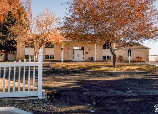 Property at 1105 S 500 W, Vernal, UT 84078, 6 beds, 3 baths
