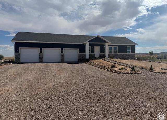 Property at 4058 E 5000 S, Vernal, UT 84078, 3 beds, 3 baths