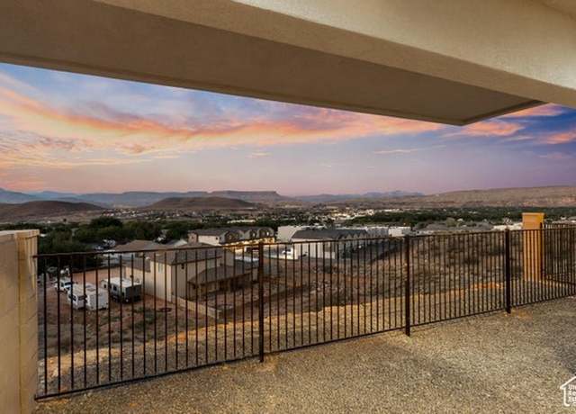 Property at 2154 W 320 S, Hurricane, UT 84737, 4 beds, 2.5 baths