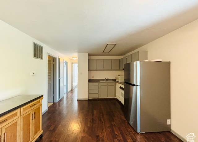 Property at 333 E 4500 S #13, Murray, UT 84107, 2 beds, 1 bath