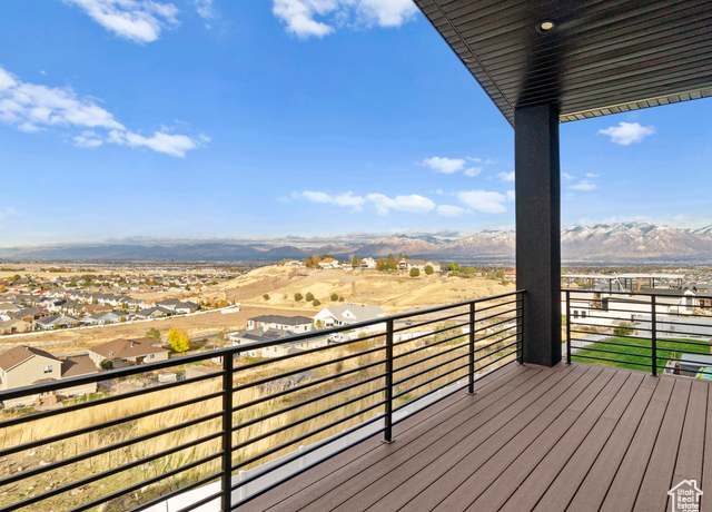 Property at 7272 W Summit Crest Cir, Herriman, UT 84096, 4 beds, 2.5 baths