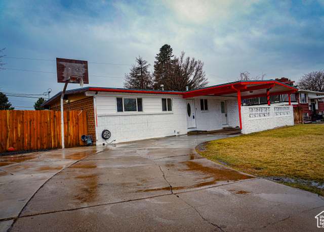 Property at 1993 W 4200 S, Roy, UT 84067, 5 beds, 2.5 baths