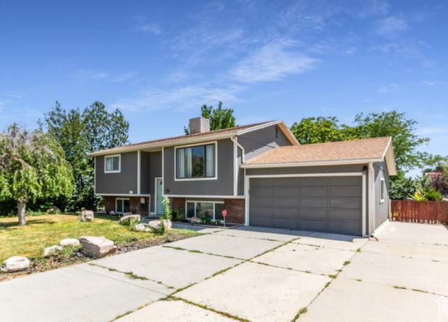 Property at 4287 W Stratus S, Kearns, UT 84118, 4 beds, 2 baths