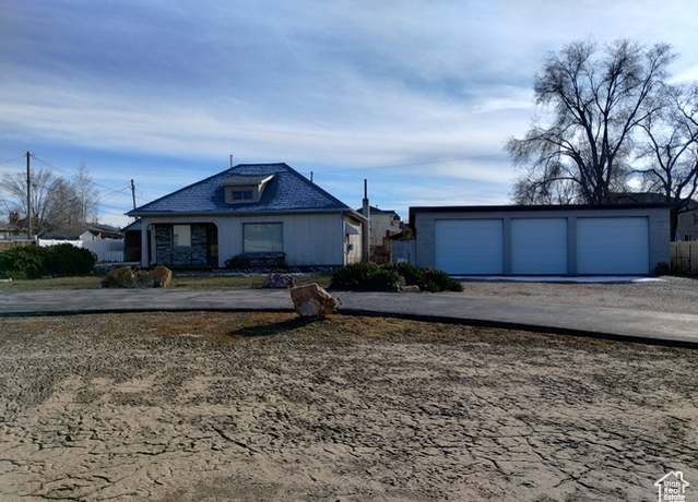 Property at 182 E 9000 S, Sandy, UT 84070, 2 beds, 1 bath