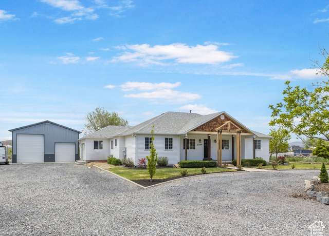 Property at 2304 E Coyote St, Eagle Mountain, UT 84005, 5 beds, 3.5 baths