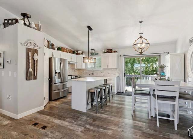 Property at 2681 S 200 E, Clearfield, UT 84015, 4 beds, 3 baths