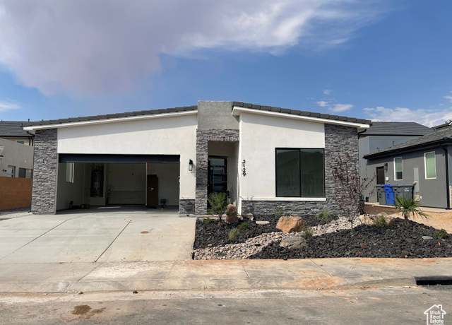 Property at 2129 W 320 S, Hurricane, UT 84737, 4 beds, 2 baths