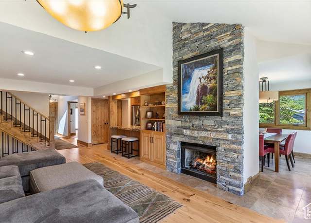 Property at 1825 S 1666 Dr E, Bountiful, UT 84010, 4 beds, 3 baths