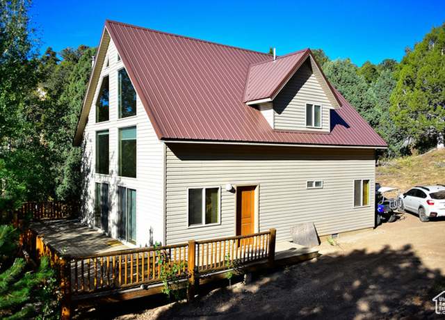 Property at 1 N Fork County Rd, Orderville, UT 84758, 3 beds, 2 baths