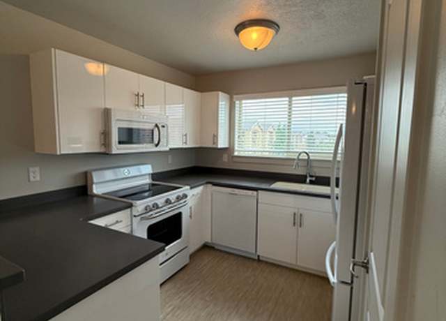 Property at 1055 W 1033 N #301, Orem, UT 84057, 2 beds, 1 bath