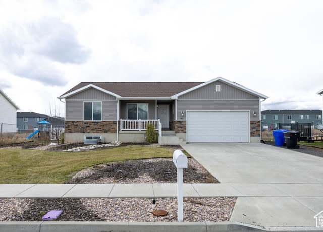 Property at 1086 S 150 W, Tremonton, UT 84337, 3 beds, 2 baths