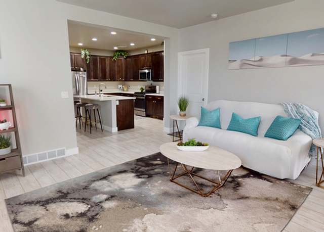Property at 10627 S Lake Terrace Ave S, South Jordan, UT 84009, 3 beds, 2.5 baths