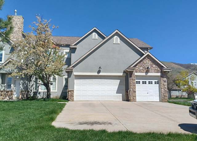 Property at 10 E Courtyard Ln S, Centerville, UT 84014, 2 beds, 2 baths