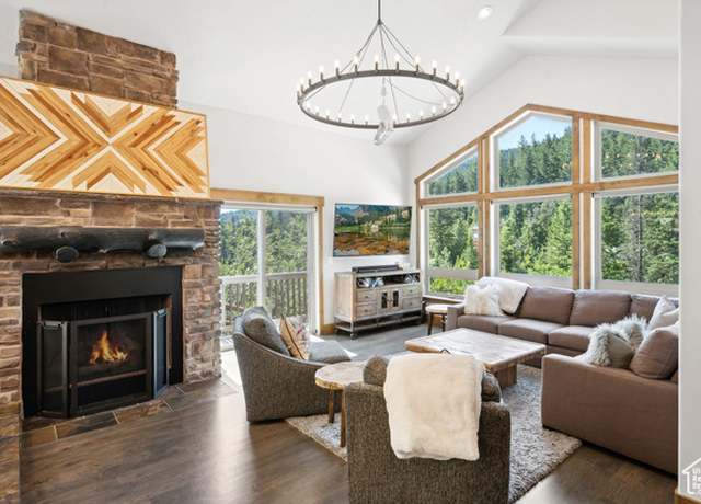 Property at 535 Crestview Dr, Park City, UT 84098, 4 beds, 3.5 baths