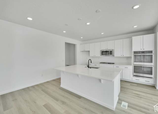 Property at 238 West 775 S #323, Willard, UT 84340, 4 beds, 2.5 baths