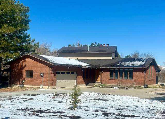 Property at 2779 E Summerwood Dr, Layton, UT 84040, 3 beds, 3 baths