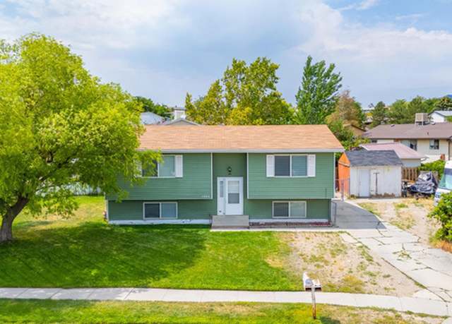 Property at 4902 S Farah Dr, Kearns, UT 84118, 4 beds, 2 baths