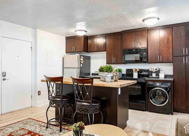 Property at 555 E 100 S #105, Salt Lake City, UT 84102, 1 bed, 1 bath