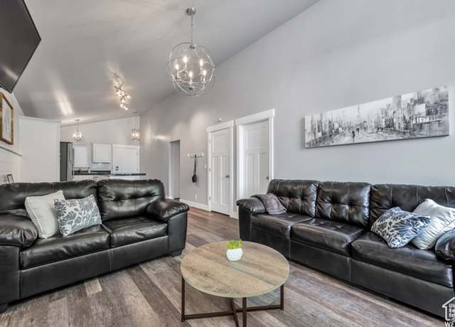 Property at 247 S 700 E #54, Salt Lake City, UT 84102, 2 beds, 1 bath