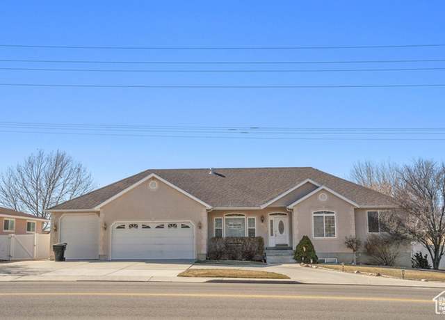 Property at 742 S 600 E, Payson, UT 84651, 6 beds, 3.5 baths