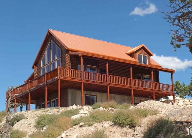 Property at 1982 S High Juniper Dr, Cedar City, UT 84720, 3 beds, 3 baths