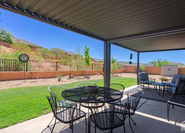 Property at 658 N Sage Crest Dr, Washington, UT 84780, 3 beds, 3 baths